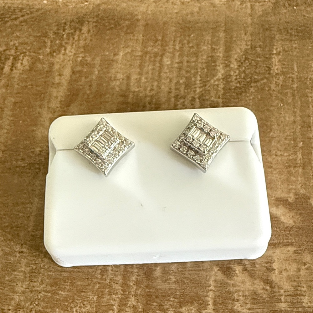 Elegant Silver and Moissanite Square Stud Earrings